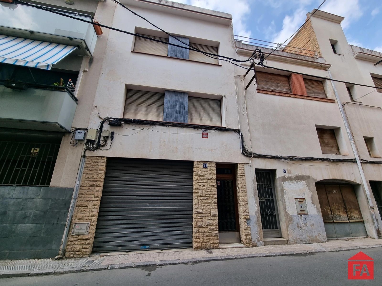 Exterior view of House or chalet for sale in El Vendrell  with Heating