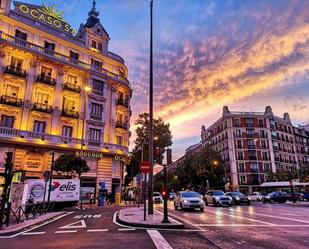 Vista exterior de Edifici en venda en  Madrid Capital