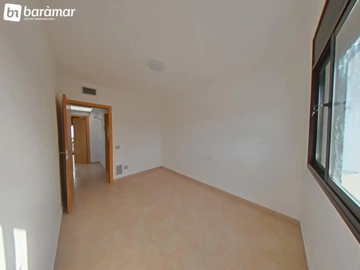 Casa adosada en venta en Roda de Berà con Aire acondicionado, Calefacción y Jardín privado
