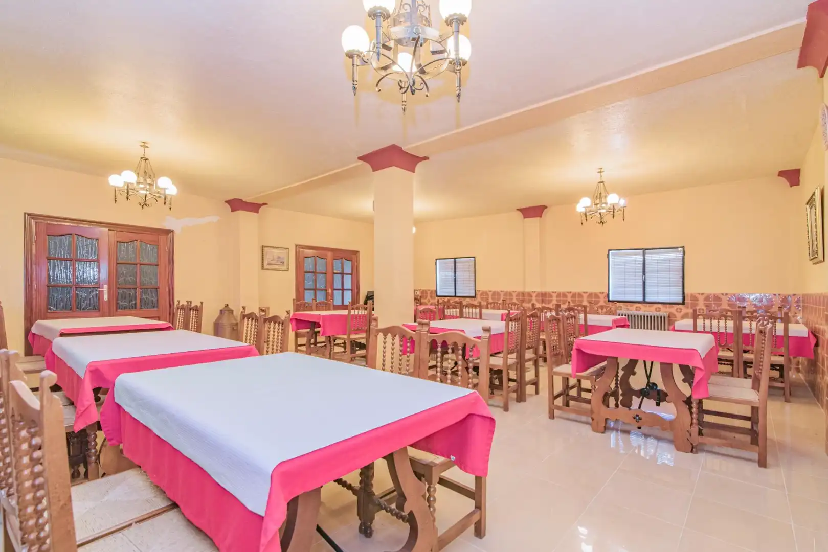 Edificio en venta en Carretera HUELMA, 66, Montejícar
