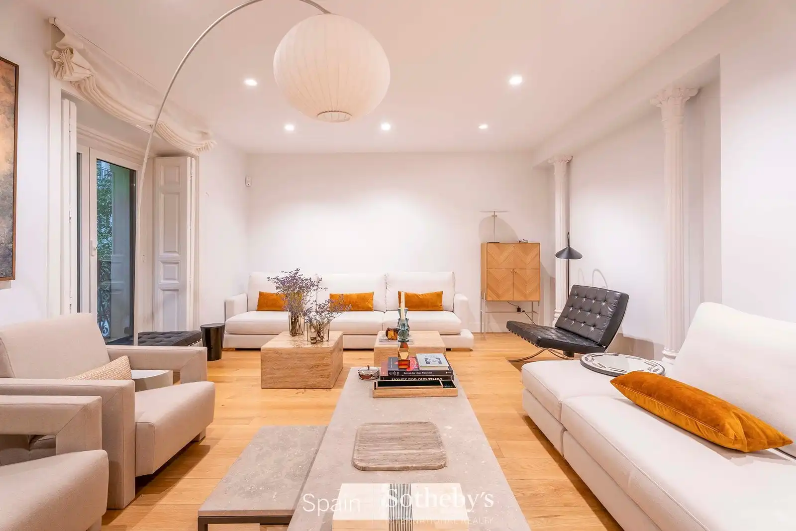 Sala d'estar de Apartament en venda en Madrid amb Aire condicionat i Calefacció