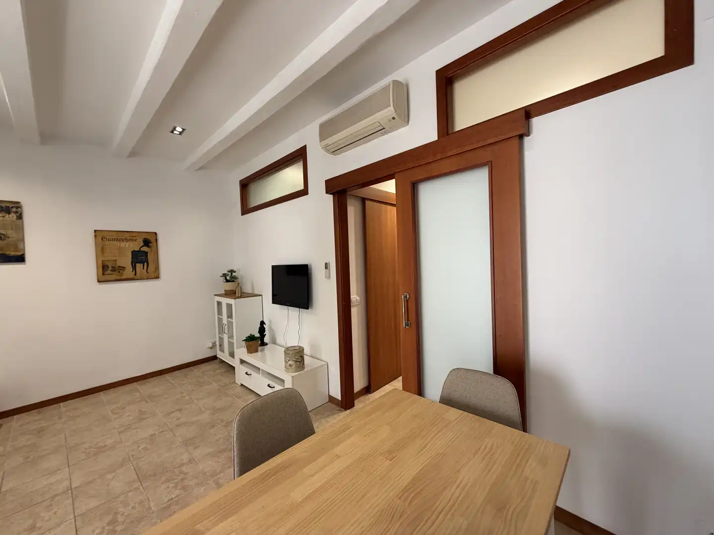 Sala de estar de Piso en venta en Vilanova i la Geltrú con Calefacción
