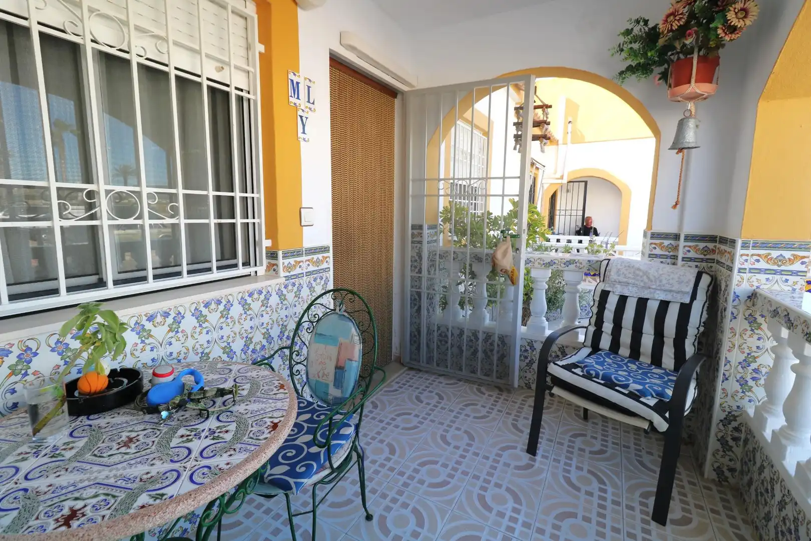 Terrassa de Casa o xalet en venda en Torrevieja amb Aire condicionat, Jardí privat i Terrassa