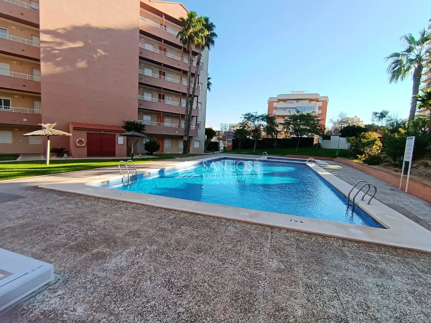 Apartamento de alquiler en Los Arenales del Sol