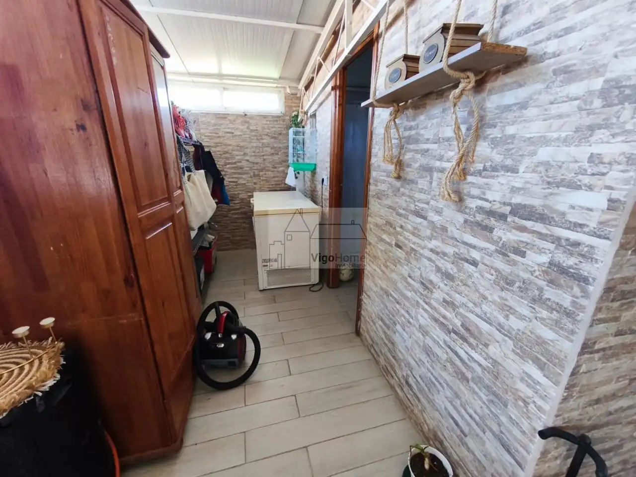 Piso en venta en Vigo  con Calefacción, Terraza y Trastero