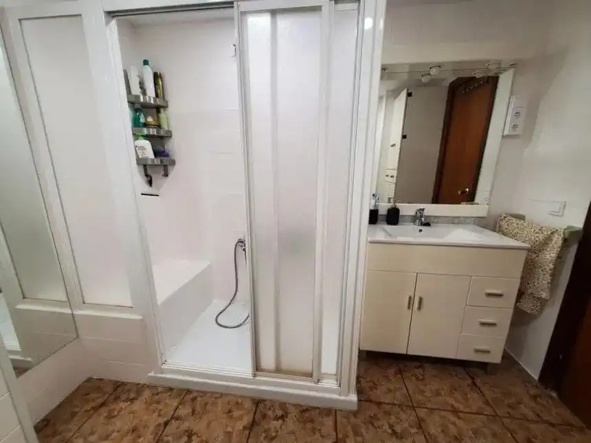 Bathroom of Apartments for rent in Rincón de la Victoria  with Community pool
