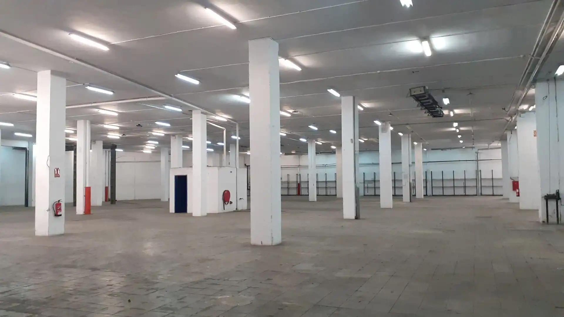 Fabrikhallen zur Miete in Sant Boi de Llobregat