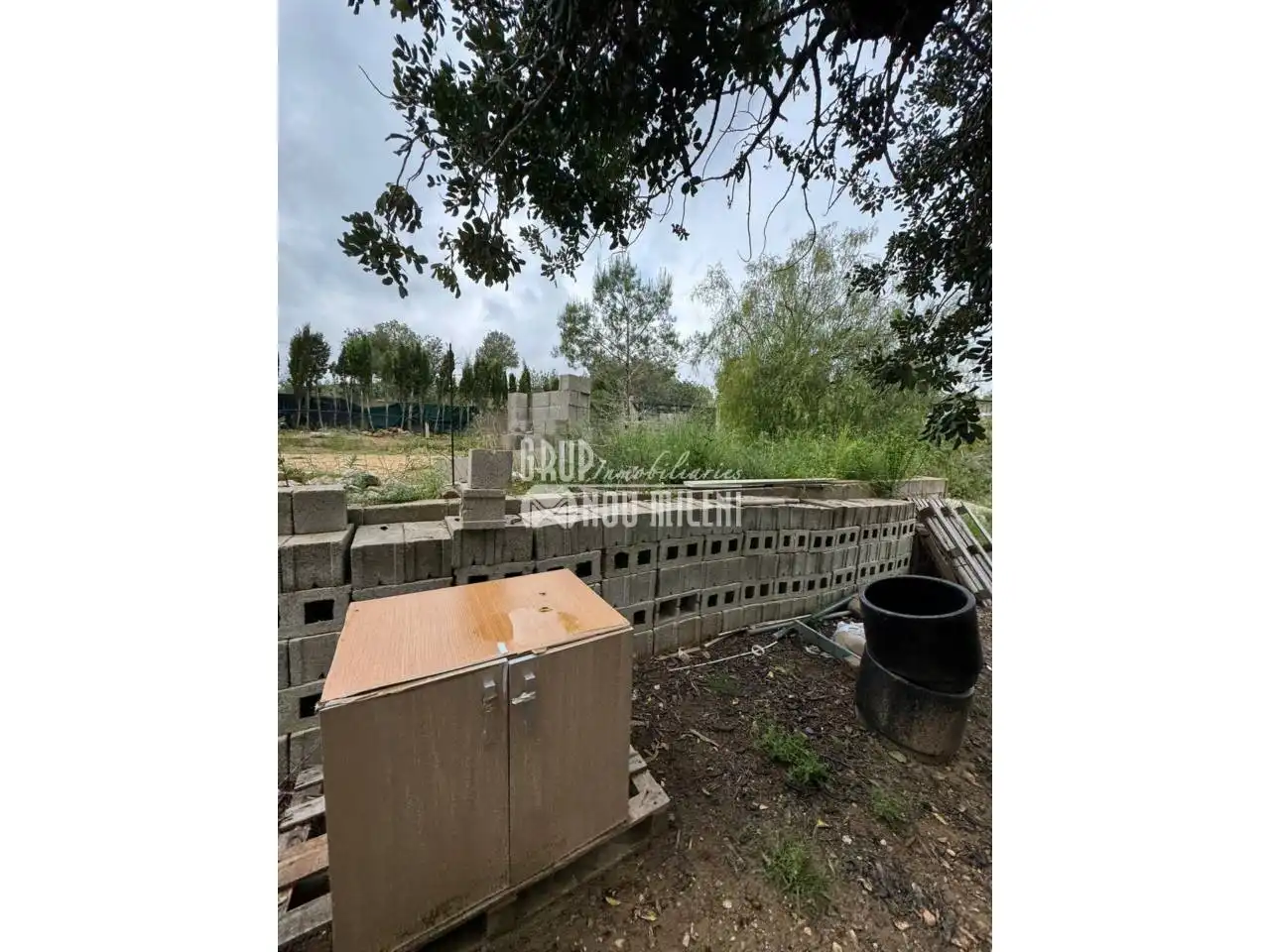 Finca rústica en venda en Montserrat amb Jardí privat