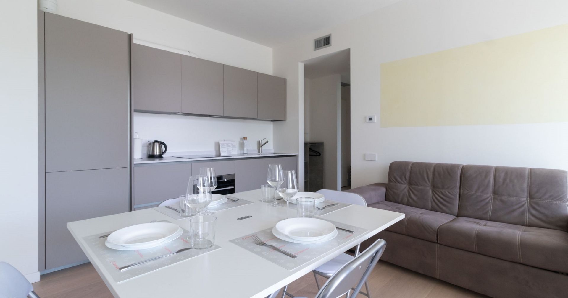 Kitchen of Flat to rent in  Sevilla Capital  with Air Conditioner, Furnished and Pets allowed
