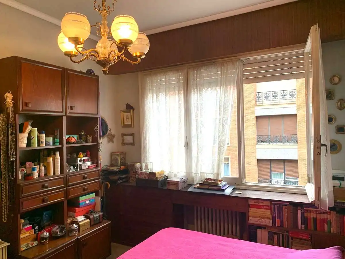 Habitación de Piso en venta en Bilbao  con Calefacción, Terraza y Trastero