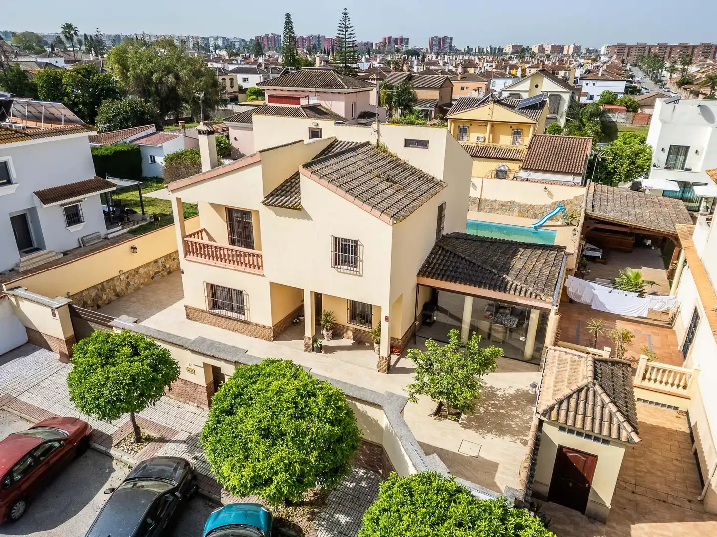 Vista exterior de Casa o chalet en venta en Montequinto con Aire acondicionado, Jardín privado y Terraza