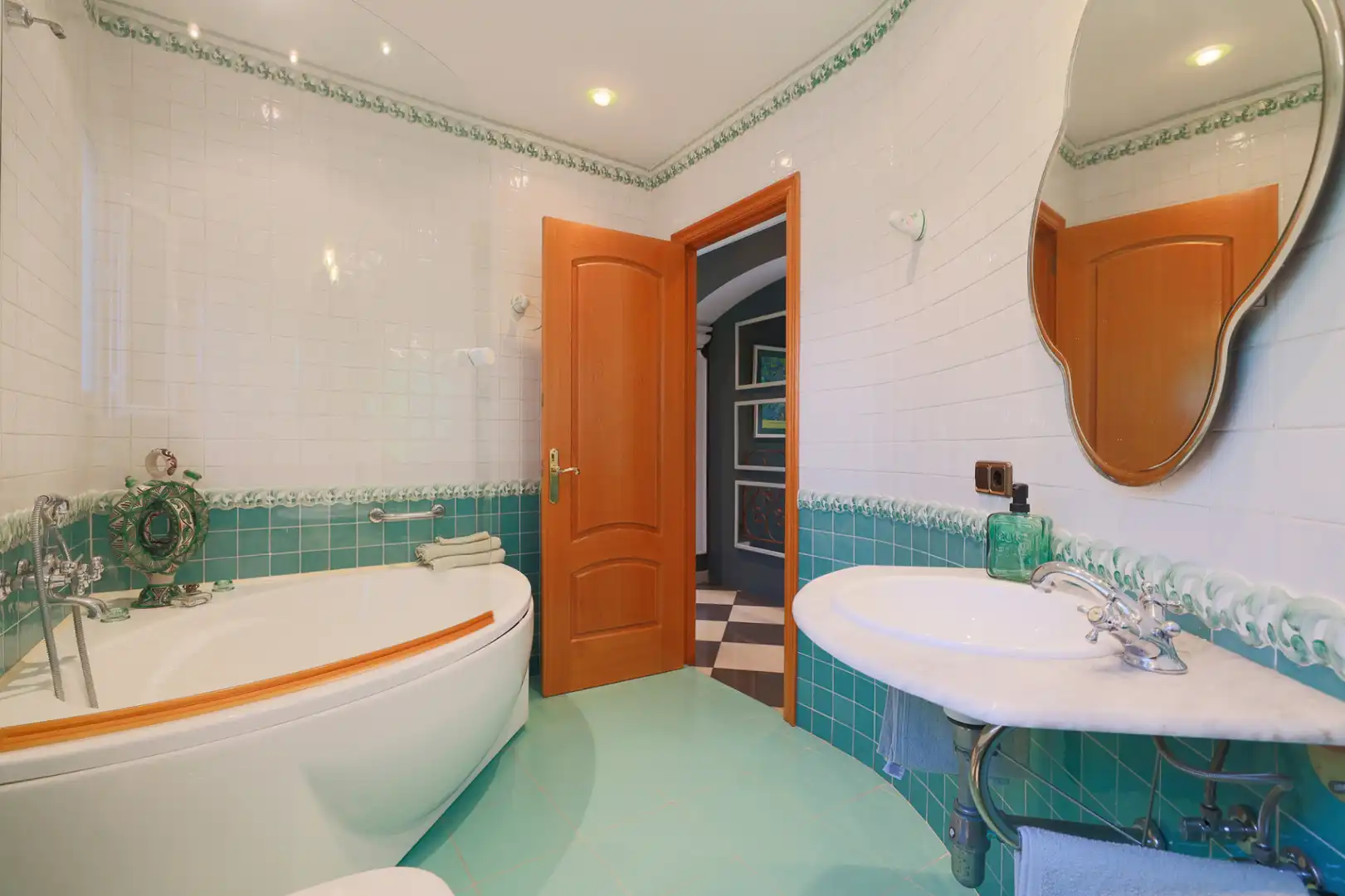 Bathroom of Houses for sale in El Vendrell  with Private garden, Terrace and Swimming Pool