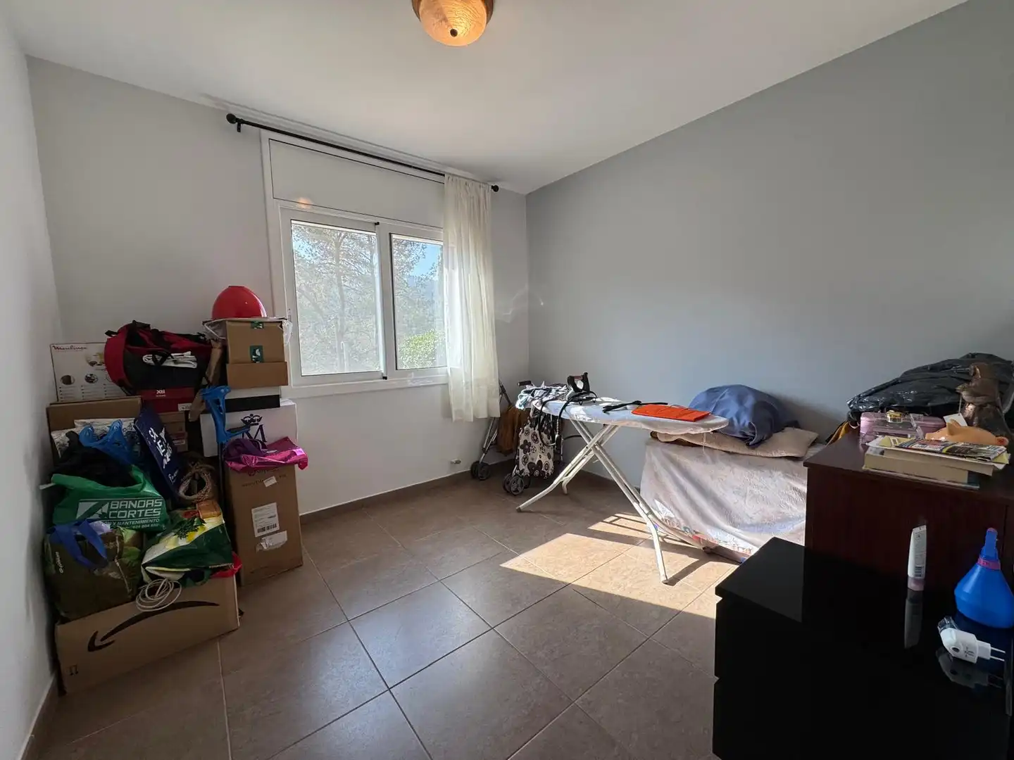 Dormitori de Casa o xalet en venda en Corbera de Llobregat amb Jardí privat, Terrassa i Traster