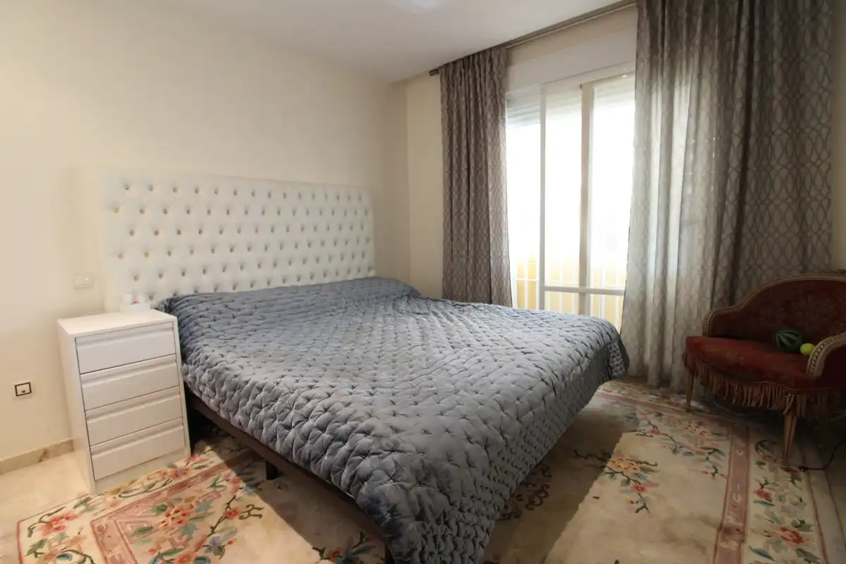 Apartamento con piscina en venta en Nueva Andalucía, imagen 9