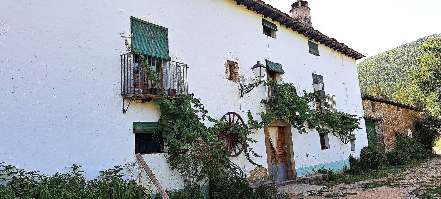 Exterior view of House or chalet for sale in Caldearenas  with Heating, Storage room and Balcony