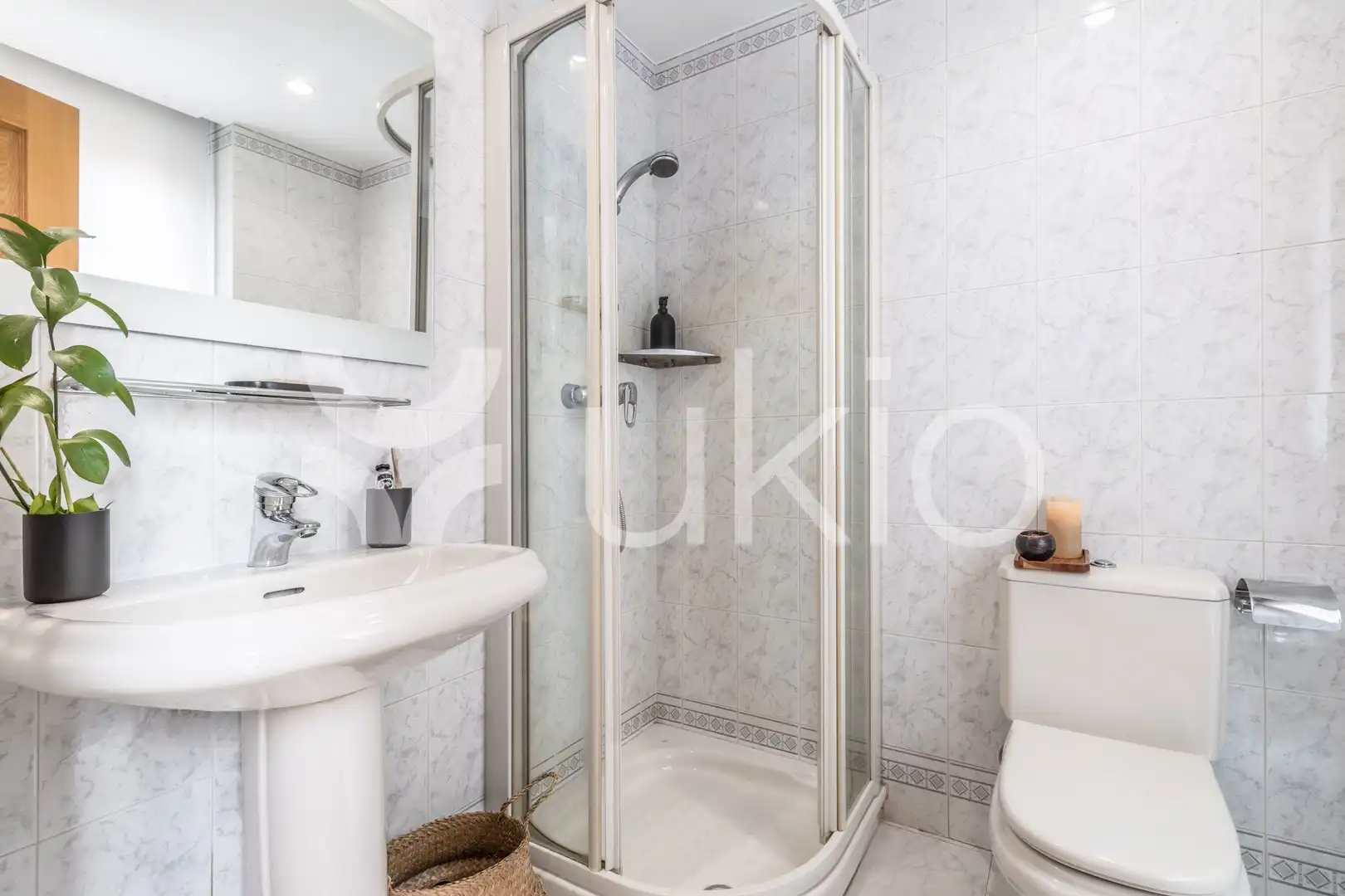 Badezimmer von Maisonette zur Miete in Madrid mit Klimaanlage, Heizung und Terrasse