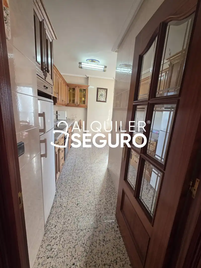 Kitchen of Flat for rent in Burgos  with Heating, Terrace and Furnished