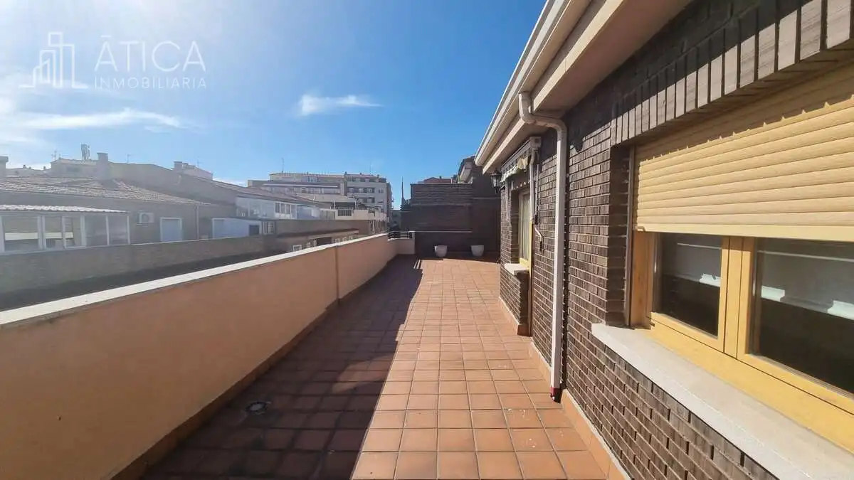 Terrassa de Àtic de lloguer en San Bernardo - Carmelitas - Campus