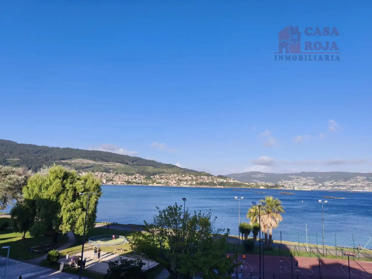 Dormitori de Apartament en venda en Moaña amb Calefacció, Traster i Moblat