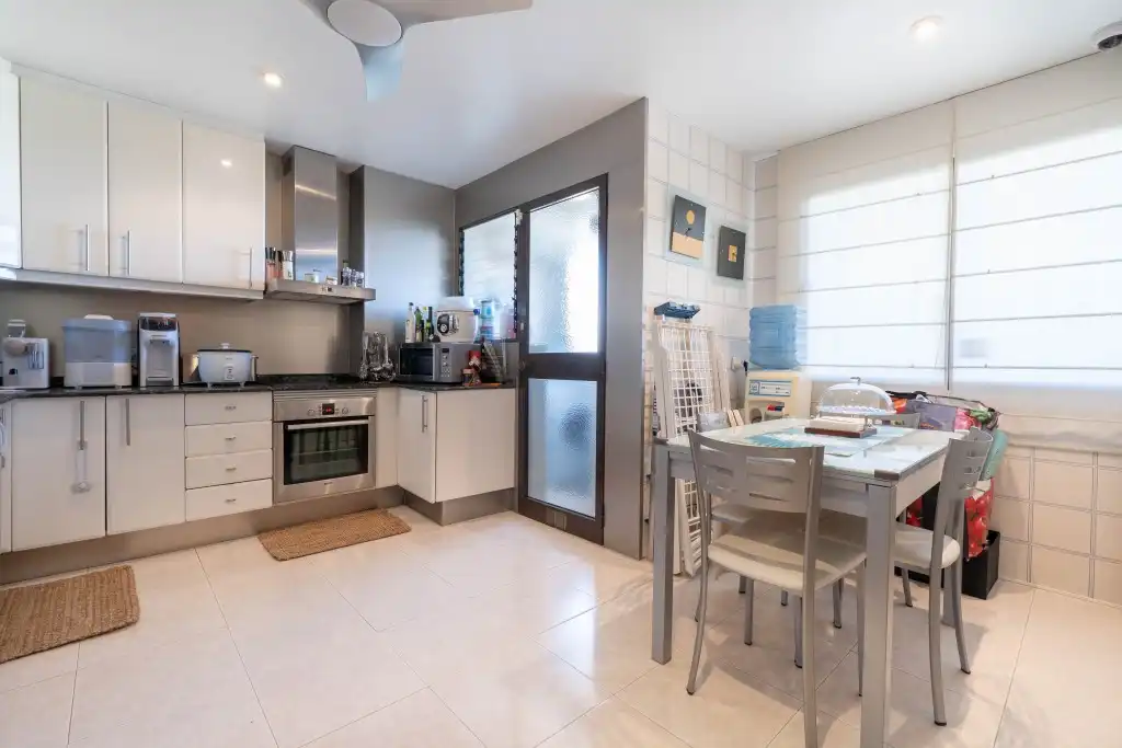 Kitchen of Apartments for sale in Calvià  with Air Conditioner, Terrace and Swimming Pool