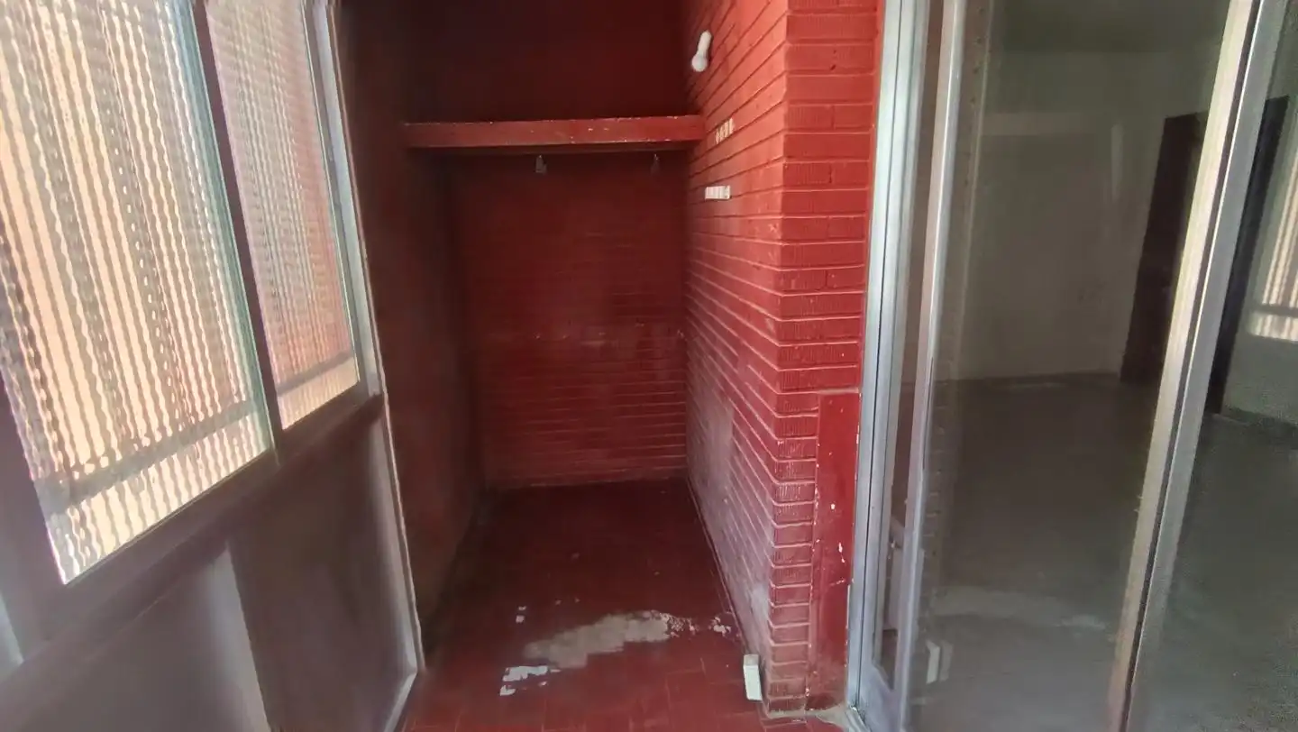 Planta baja en venta en Madrid con Calefacción y Terraza