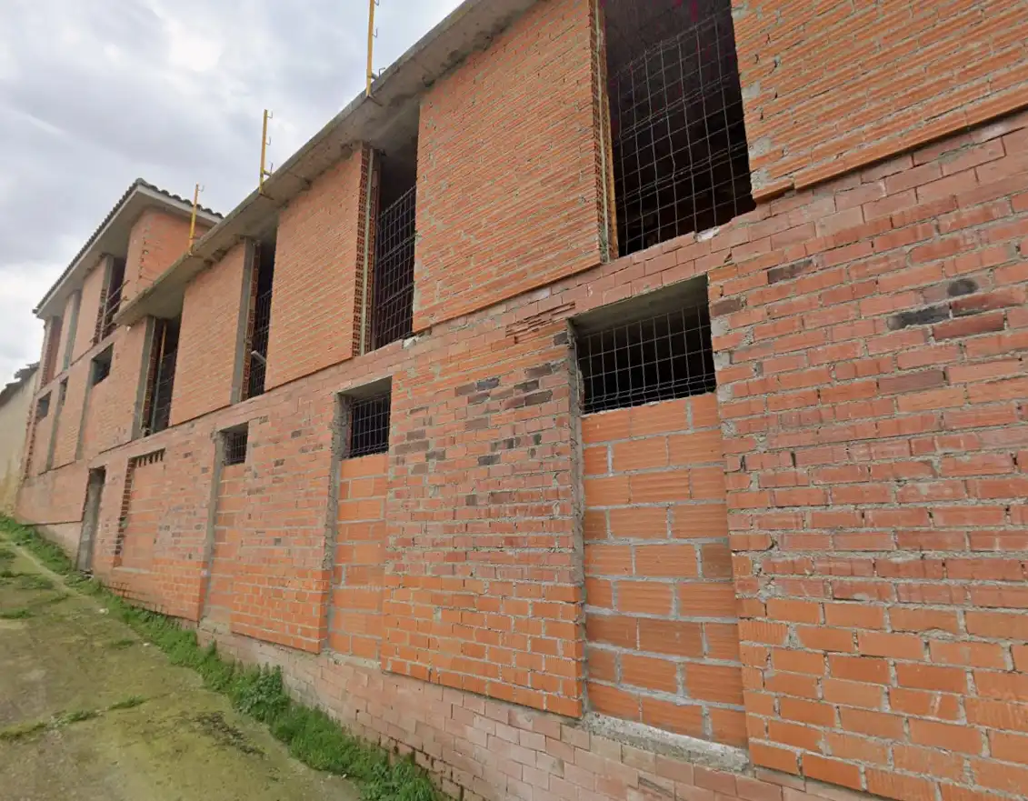 Vista exterior de Residencial en venda en Peleas de Abajo