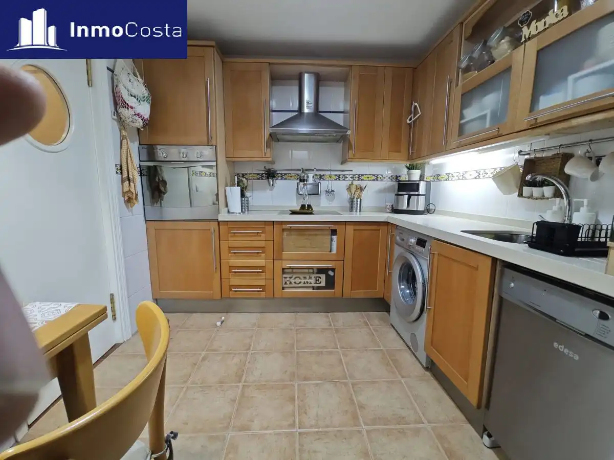 Cuina de Casa o xalet en venda en La Línea de la Concepción