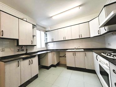 Flat with lift for sale in Patraix