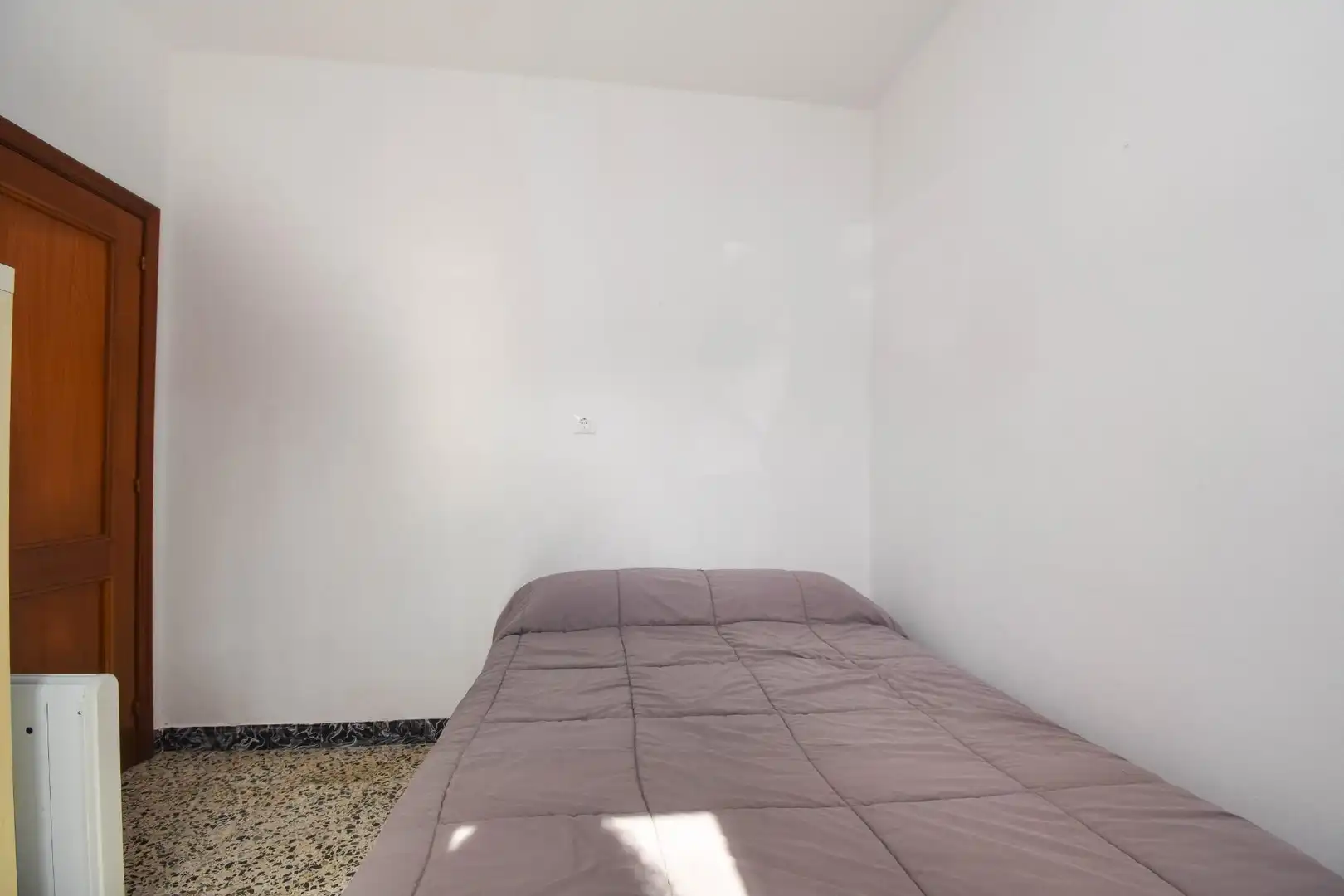 Dormitori de Casa o xalet de lloguer en Cambre  amb Calefacció, Jardí privat i Traster