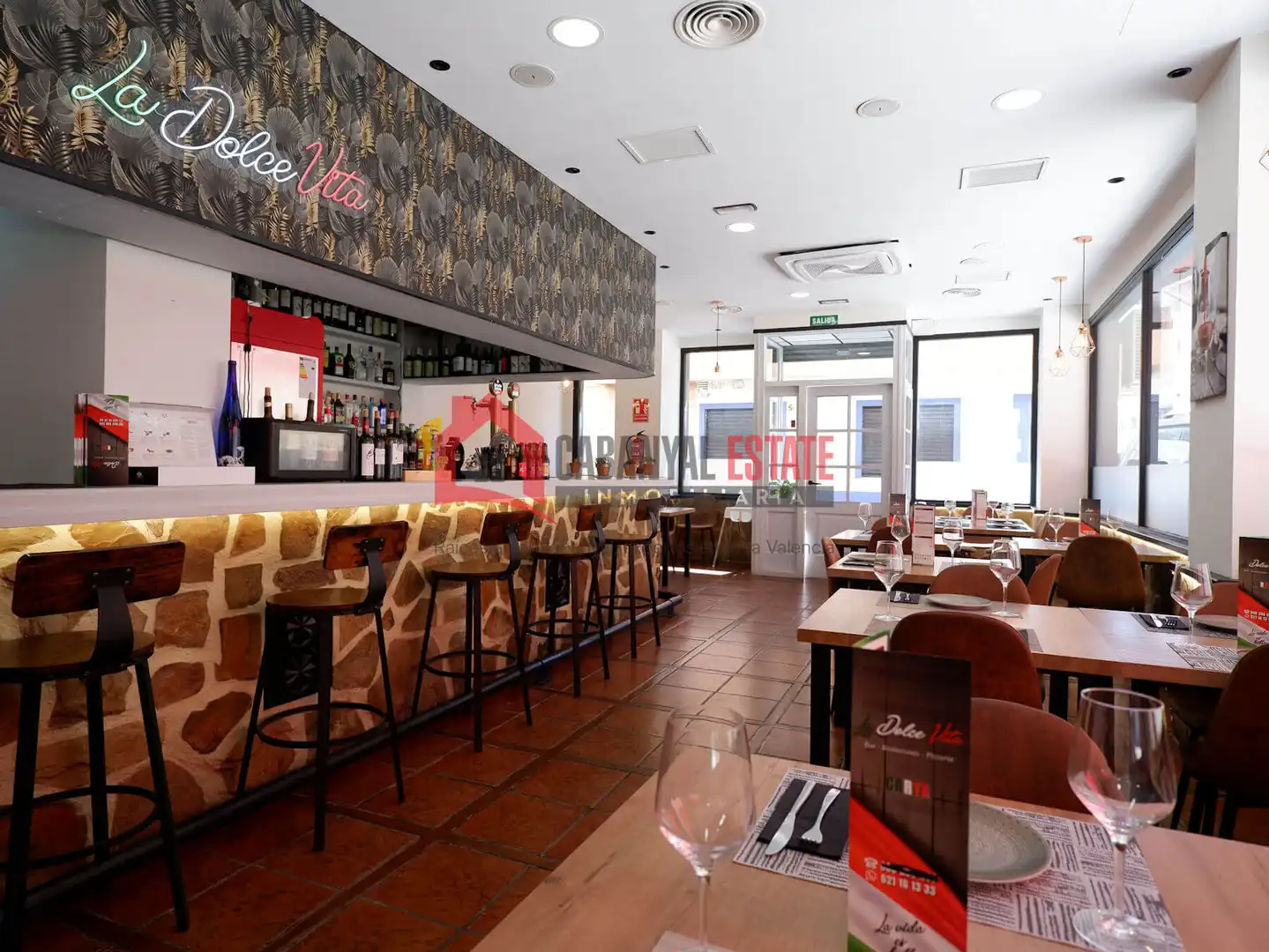 Local de alquiler en Sagunto / Sagunt con Aire acondicionado y Amueblado