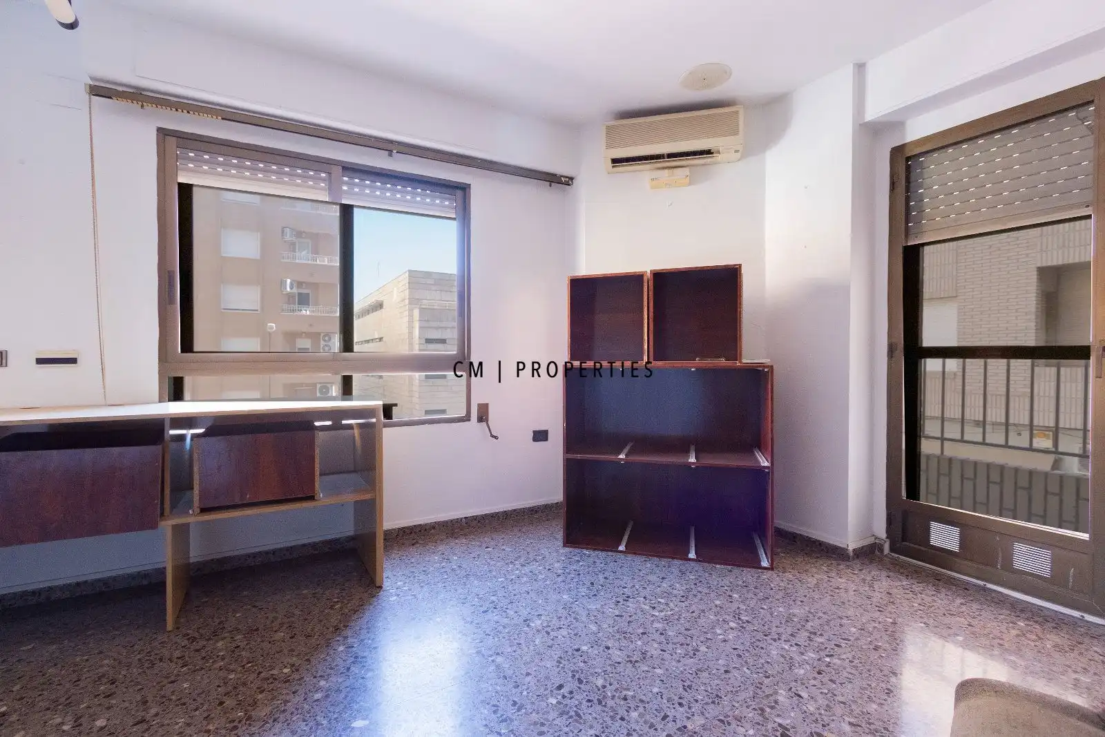 Oficina en venda en Sagunto / Sagunt amb Aire condicionat i Calefacció