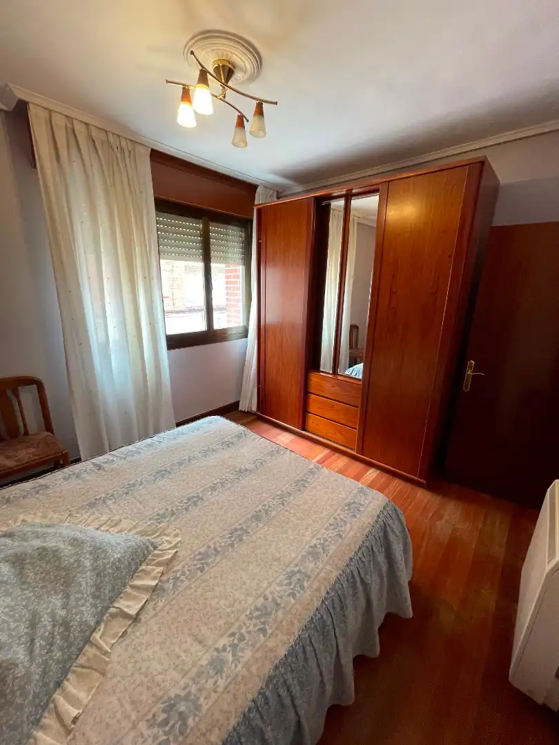 Habitación de Piso en venta en Barakaldo  con Calefacción, Parquet y Amueblado