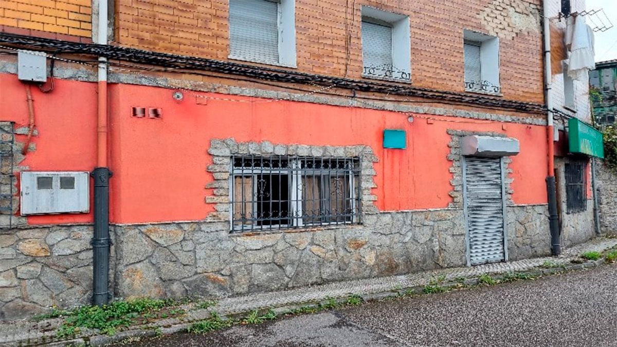 Exterior view of Premises for sale in San Martín del Rey Aurelio