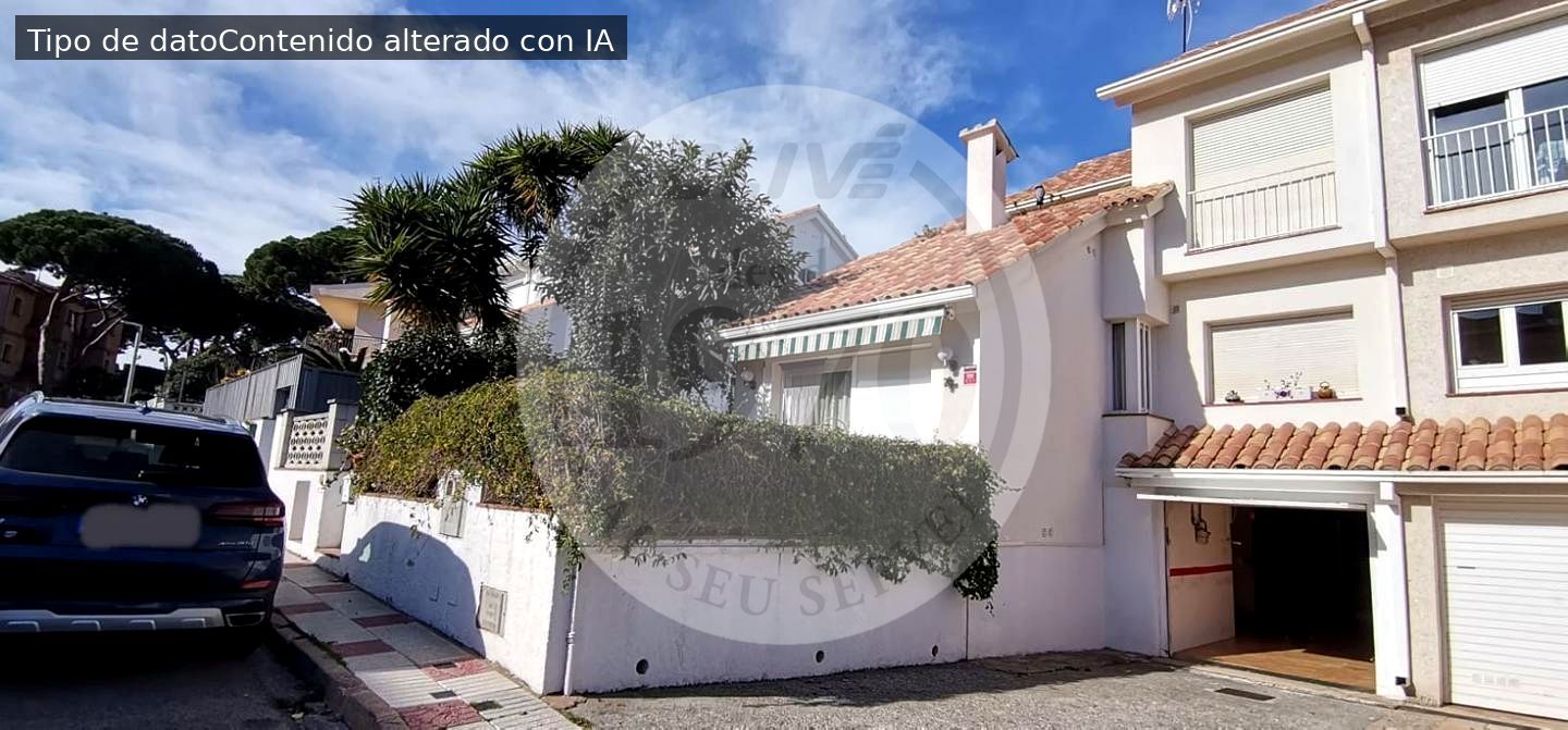 Vista exterior de Casa adosada en venda en Castell-Platja d'Aro amb Jardí privat, Terrassa i Moblat
