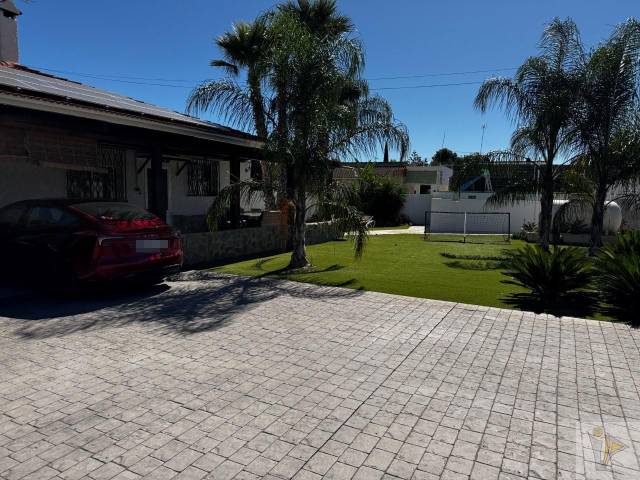 Casa-chalet en Venta en Urbanizaciones