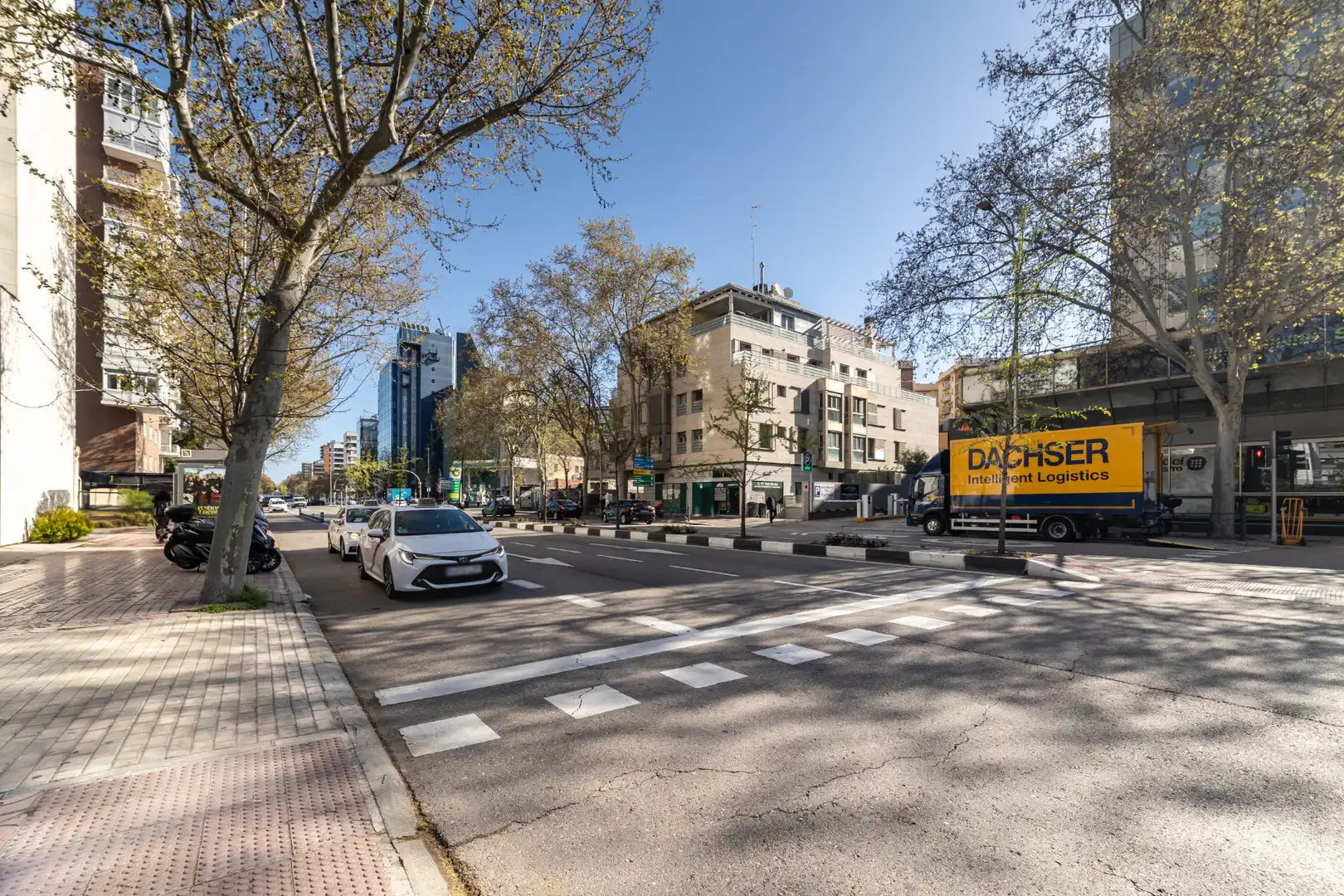 Vista exterior de Piso en venta en Madrid con Aire acondicionado, Calefacción y Jardín privado