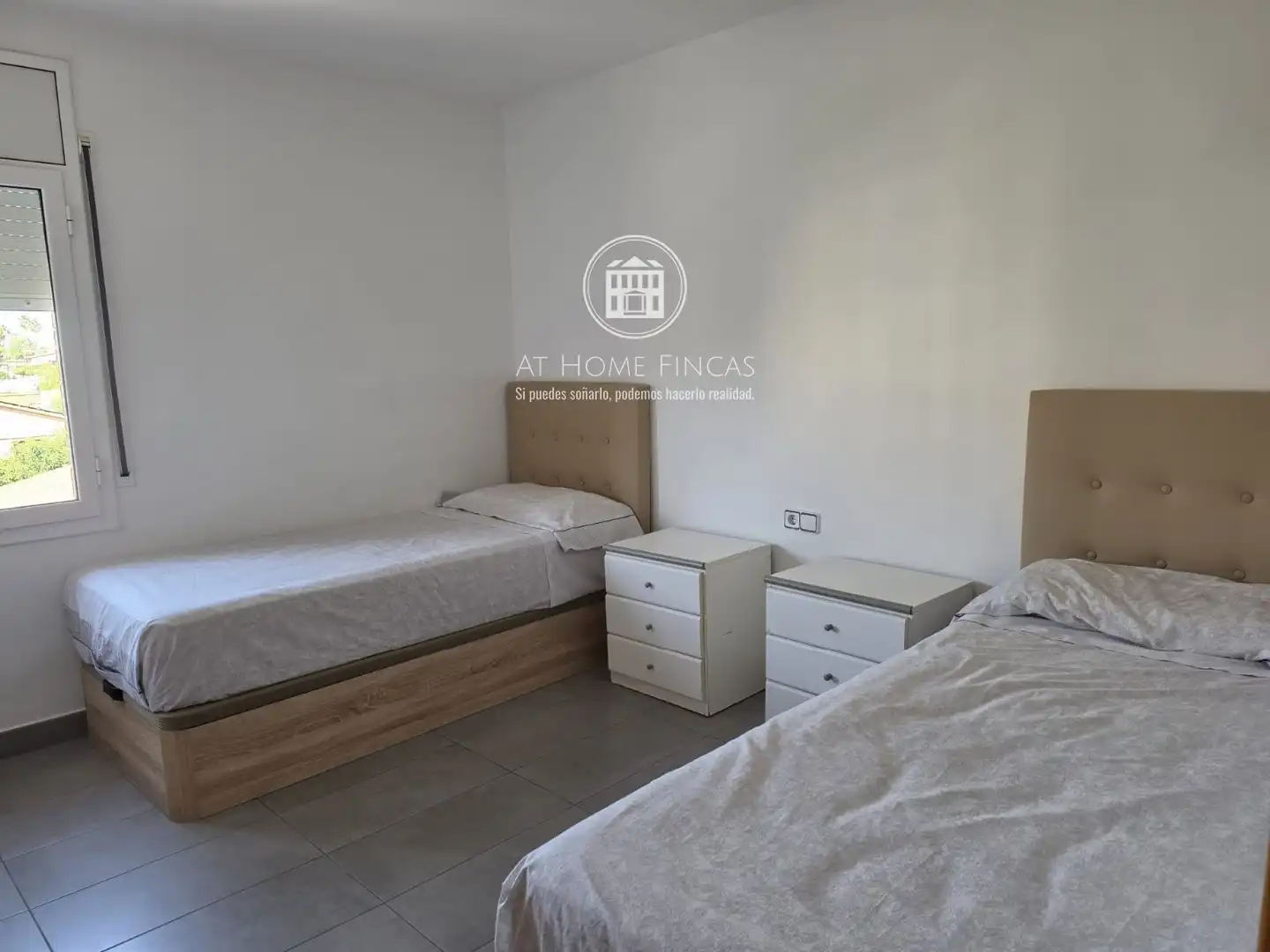Bedroom of Flat for sale in Roda de Berà  with Terrace, Swimming Pool and Community pool