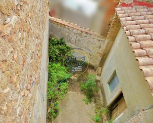 Vista exterior de Finca rústica en venda en Montesa amb Terrassa