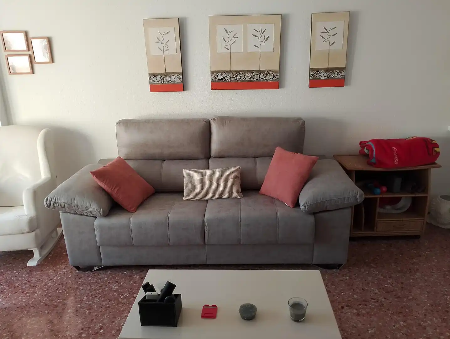 Living room of Flat for share in Valencia  with Heating, Furnished and Balcony