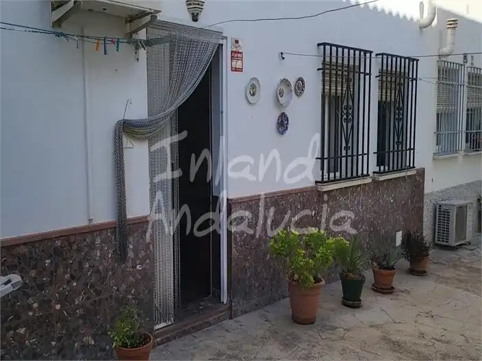 Apartments for sale in Antequera  with Air Conditioner and Alarm