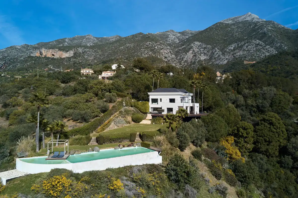 Casa amb piscina en venda a Istán, imagen 5
