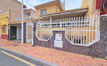 Exterior view of Single-family semi-detached for sale in San Pedro del Pinatar  with Air Conditioner, Heating and Storage room