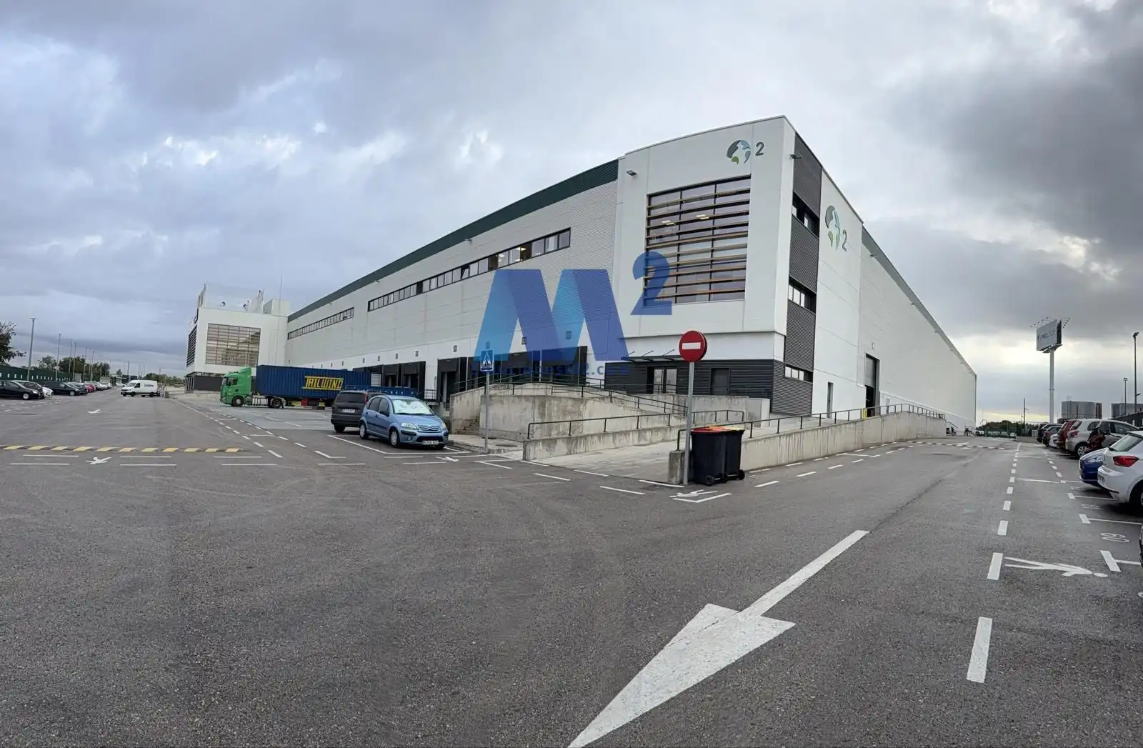 Nau industrial de lloguer a Margarita Nelken