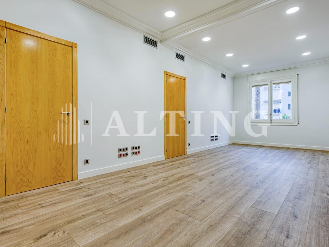 Oficina de lloguer en  Barcelona Capital amb Aire condicionat i Calefacció