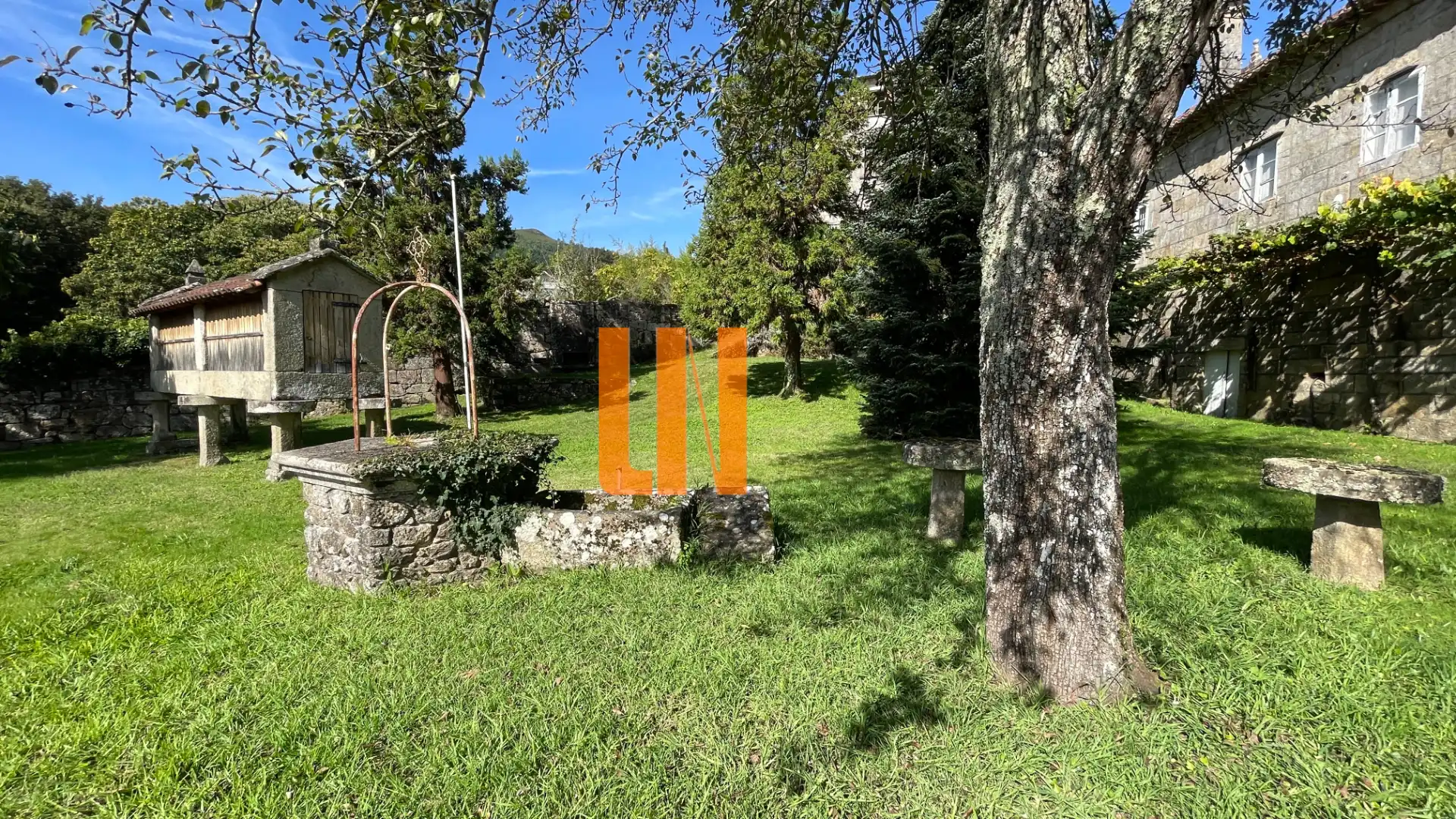 Country homes for sale in A Cañiza    with Private garden and Terrace