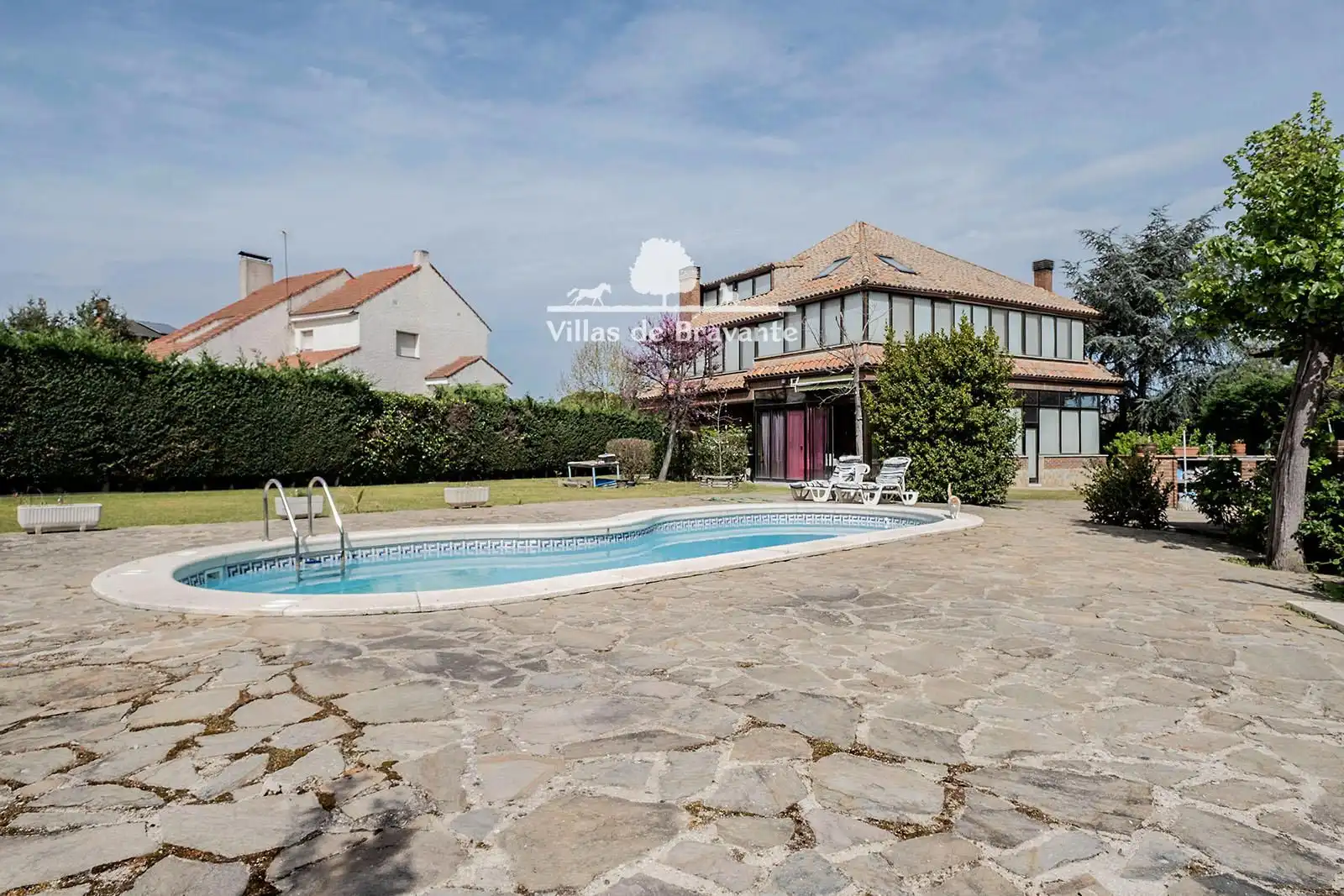 Außenansicht von Haus oder Chalet zum Verkauf in Las Rozas de Madrid mit Heizung, Parkett und Terrasse