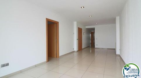 Foto 5 de Apartamento en venta en Centre, Roses