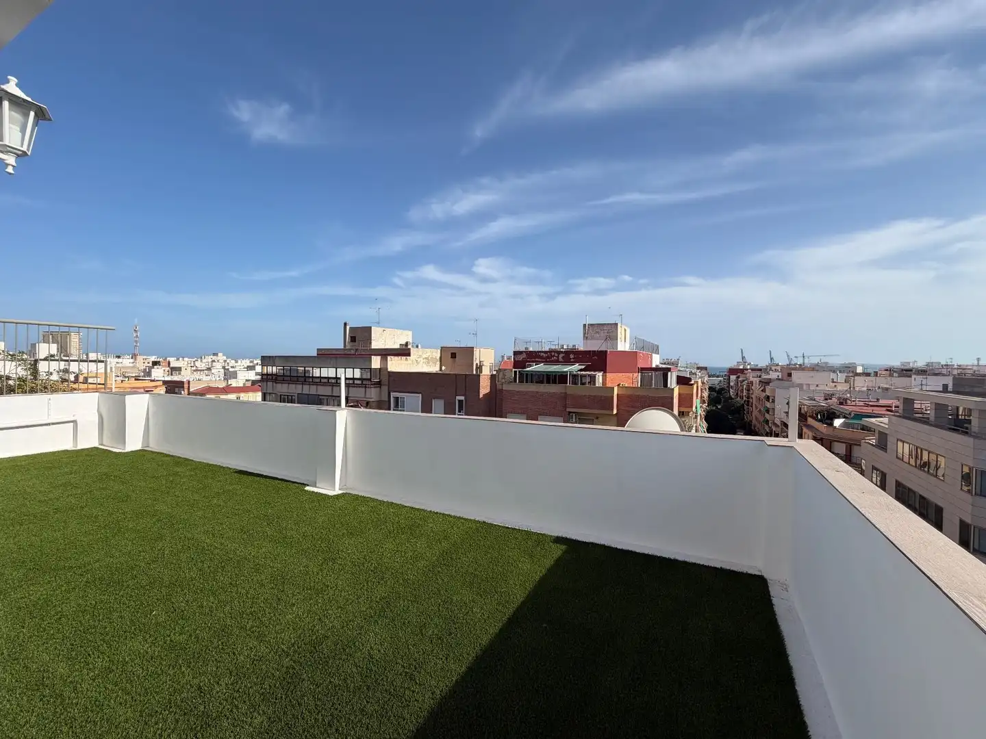 Àtic de lloguer a Alipark