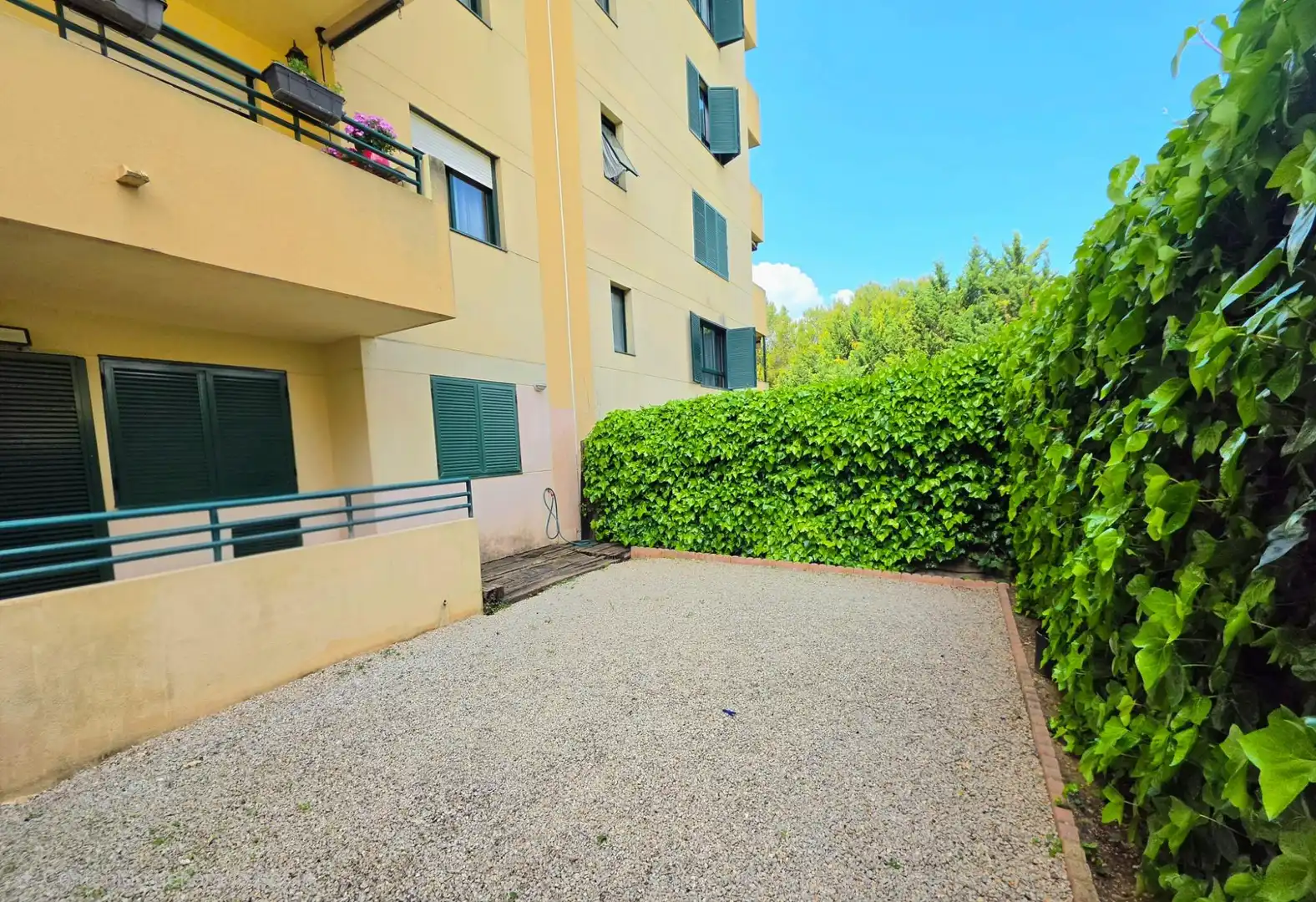 Vista exterior de Planta baixa en venda en  Palma de Mallorca amb Calefacció, Jardí privat i Terrassa