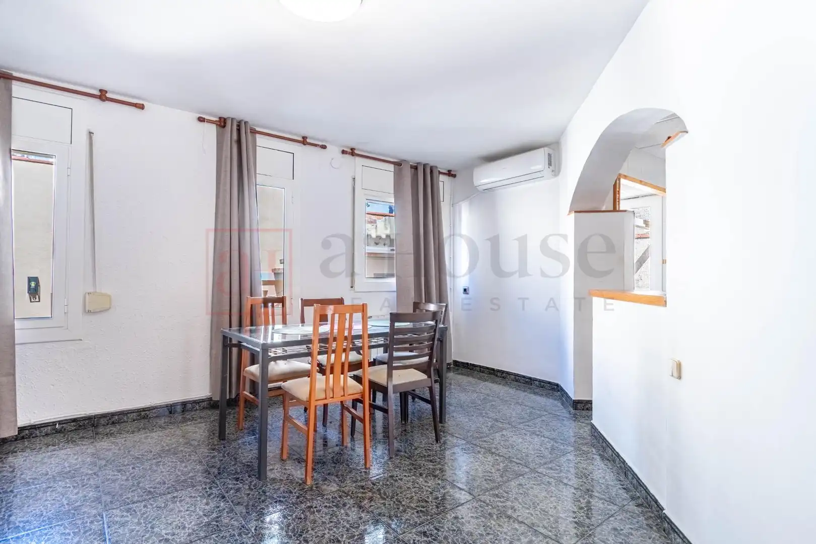 Vista exterior de Casa o xalet en venda en Barcelona amb Aire condicionat, Calefacció i Terrassa
